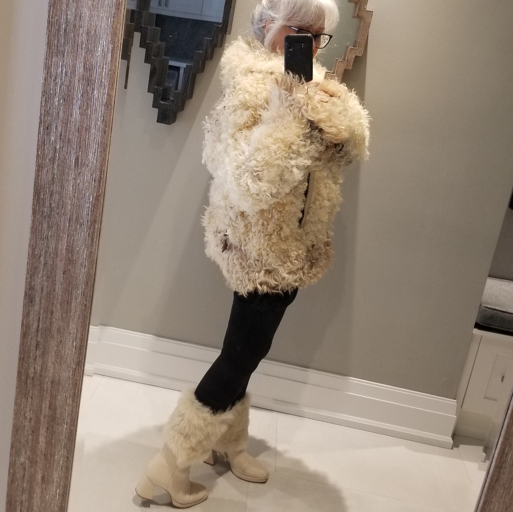 Curly Lamb jacket Med
